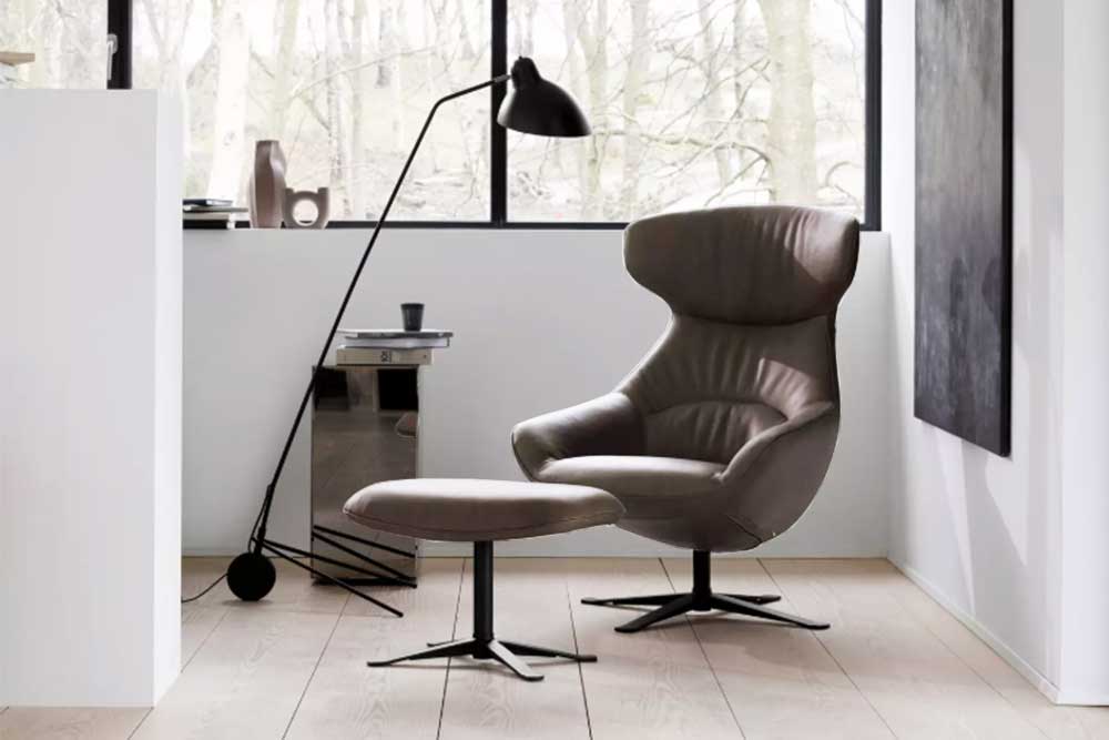 Recliner Chair with Stool (Leather) (Used)